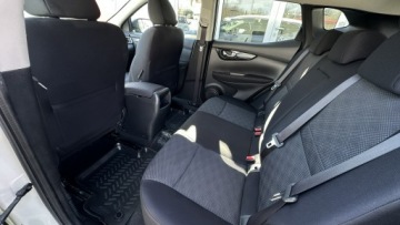 Nissan Qashqai II Crossover 1.6 DIG-T 163KM 2015 Nissan Qashqai Benzyna Moc 163KM Zarejestrowany, zdjęcie 21