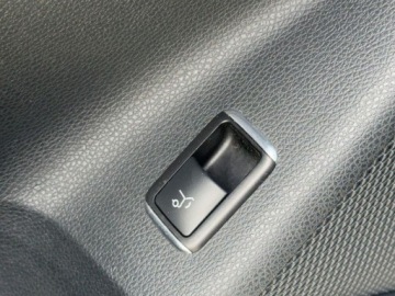 Mercedes CLA C117 Shooting Brake 2.0 250 211KM 2016 Mercedes-Benz CLA 2.0 Benzyna 211KM, zdjęcie 28