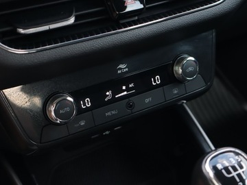 Skoda Fabia IV 1.0 TSI 95KM 2022 Skoda Fabia 1.0 TSI, Salon Polska, 1. Właściciel, zdjęcie 14