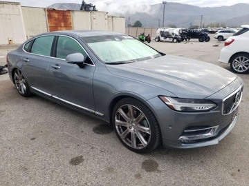 Volvo S90 II Sedan 2.0 T6 320KM 2018 Volvo S90 T6 Inscription 2018 2.0l 2.0 Benzyna 320KM, zdjęcie 4