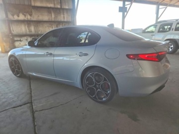 Alfa Romeo Giulia II 2022 Alfa Romeo Giulia 2022r., Super, 2.0L, od ubezpieczalni 2.0 Benzyna 284KM, zdjęcie 5