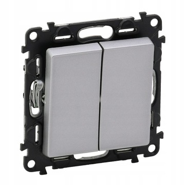 Włącznik świecznikowy Valena Life 752305 aluminium