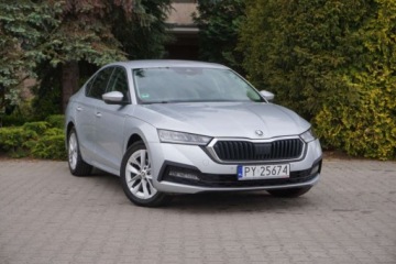 Skoda Octavia IV Liftback 2.0 TDI 115KM 2022 Skoda Octavia Bezwypadek, SalonPL, 1rej.2023, Tempomat, Kamera, Lane Assis, zdjęcie 2