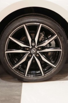 Toyota Corolla XII TS Kombi Facelifting 2.0 Hybrid Dynamic Force 196KM 2024 Toyota Corolla 2.0 Hybrid GR Sport Dynamic 2.0 Hybryda 196KM, zdjęcie 32