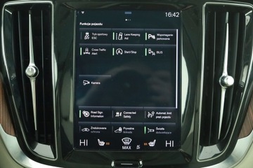 Volvo V60 II  Kombi 2.0 D4 190KM 2019 Volvo V60 Cross Country D4 2.0 AWD, Salon Polska, zdjęcie 15