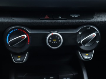 Kia Rio IV Hatchback 5d 1.0 T-GDi 120KM 2019 Kia Rio 1.0 T-GDI, Salon Polska, 1. Właściciel, zdjęcie 16