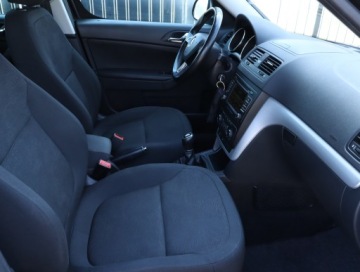 Skoda Yeti Outdoor 2.0 TDI 110KM 2014 Skoda Yeti 2.0 TDI, Salon Polska, Serwis ASO, zdjęcie 8