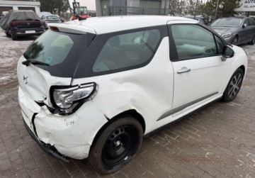 DS 3 Hatchback Facelifting 2016 1.2 PureTech 82KM 2017 Citroen DS3 1.2i 2017r automat niski przebieg 1.2 Benzyna 82KM, zdjęcie 3