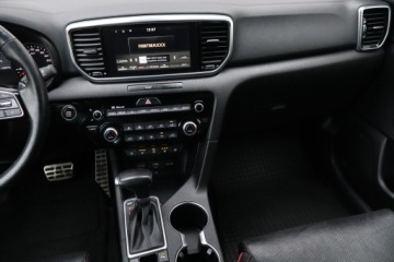 Kia Sportage IV SUV Facelifting 1.6 T-GDI 177KM 2018 Kia Sportage 1.6 T-GDI, Salon Polska, Serwis ASO, zdjęcie 7
