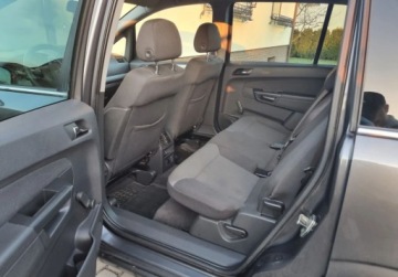 Opel Zafira B 1.6 Twinport ecoFLEX 115KM 2010 Opel Zafira 1.6I LPG 7-osob Zadbane Polecam. 1.6 BenzynaLPG 115KM, zdjęcie 13