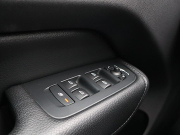 Volvo XC60 II Crossover D5 235KM 2018 Volvo XC60 D5 AWD, Salon Polska, 231 KM, 4X4, zdjęcie 16