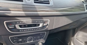 Renault Megane III Coupe 1.4 16v TCe 130KM 2009 Renault Megane Renault Megane 1.4 Benzyna 131KM, zdjęcie 13