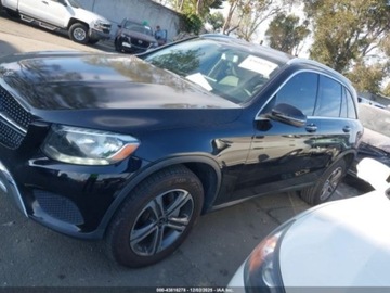Mercedes GLC C253 2019 Mercedes-Benz GLC GLC 300, od ubezpieczalni 2.0 Benzyna 241KM, zdjęcie 4