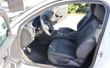 Audi A3 8V Hatchback 3d 1.4 TFSI 122KM 2014 Audi A3 3-drzwiowe XENON, Grzane Fotele, NAVI, Czujniki, Alu, Climatronic,, zdjęcie 17