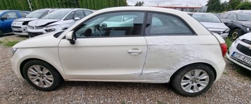 Audi A1 I Hatchback 3d 1.6 TDI 105KM 2010 Audi a1 2010r, 1.6 TDI. Uszkodzone boki. Jezdzi. 1.6 Diesel 105KM, zdjęcie 15