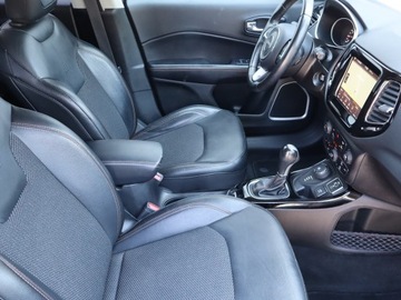 Jeep Compass II SUV 1.4 Multiair 170KM 2019 Jeep Compass 1.4 MultiAir, Salon Polska, zdjęcie 8