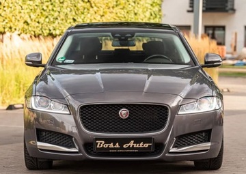 Jaguar XF II Sedan 2.0 i4D 180KM 2016 Jaguar XF XF 2.0D 180KM Full Pano LEdy Skora Camera Navi Full ASO 2.0, zdjęcie 4