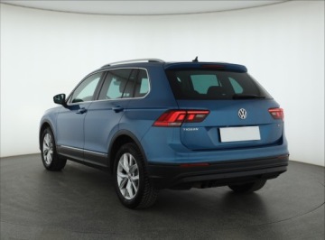 Volkswagen Tiguan II SUV 2.0 TSI 190KM 2019 VW Tiguan 2.0 TSI, Salon Polska, 1. Właściciel, zdjęcie 3