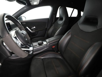 Mercedes CLA C118/X118 Shooting Brake 2.0 200d 150KM 2019 Mercedes CLA 200 automat multibeam LED,, zdjęcie 12