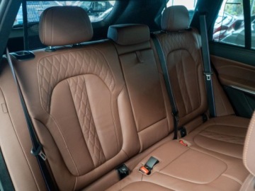 BMW X5 G05 SUV Plug-In Facelifting 3.0 50e 490KM 2026 BMW X5 xDrive50e Individual Edition Suv 3.0 (489KM) 2026, zdjęcie 12