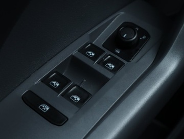 Volkswagen T-Cross SUV 1.0 TSI 115KM 2019 VW T-Cross 1.0 TSI, Salon Polska, Klima, zdjęcie 15