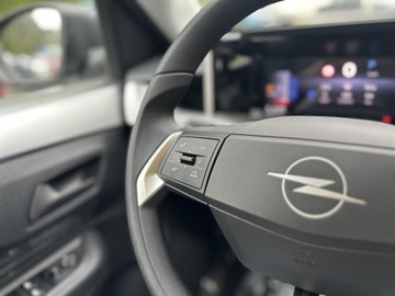 Opel Frontera C 2025 Opel Frontera Hybrid 1.2 Turbo 110KM eDCT6 | Przedłużona ochrona 8 lat |, zdjęcie 13