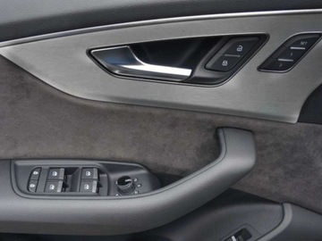 Audi Q7 II SUV Facelifting  3.0 50 TDI 286KM 2025 AUDI Q7 TDI quattro S Line Suv 3.0 (286KM) 2025, zdjęcie 11