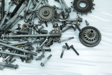 KAWASAKI ER6 N 12-17 УДАЛЕНИЕ ВИНТОВ