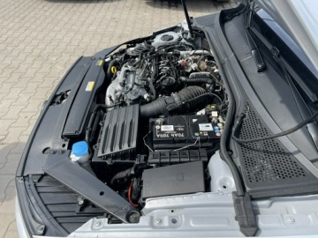 Volkswagen Passat B8 Variant Facelifting 2.0 TDI SCR 150KM 2020 Volkswagen Passat Variant Automat Podgrzewanie, zdjęcie 17