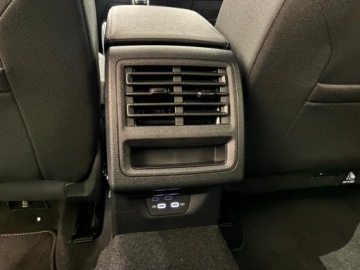 Volkswagen Golf VIII Hatchback Facelifting 2.0 TDI SCR 116KM 2025 Volkswagen Golf Variant Life Plus 2.0 TDI 115KM, zdjęcie 14