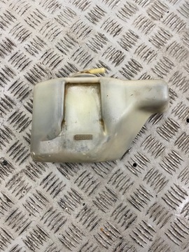 MITSUBISHI PAJERO I 82-91 NÁDOBKA VYROVNÁVACÍ KAPALINY CHLADÍCÍHO