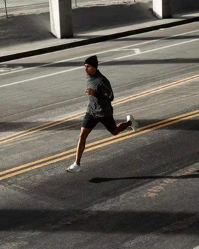 МУЖСКИЕ ТРЕНИРОВОЧНЫЕ ШОРТЫ 2в1 ДЛЯ ЗАЛА