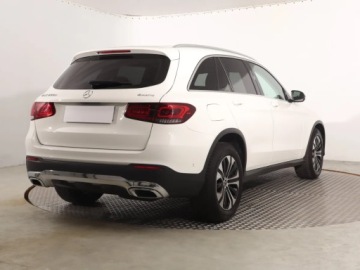 Mercedes GLC C253 SUV Facelifting 2.0 200d 163KM 2022 Mercedes GLC GLC 200 d, Salon Polska, zdjęcie 4