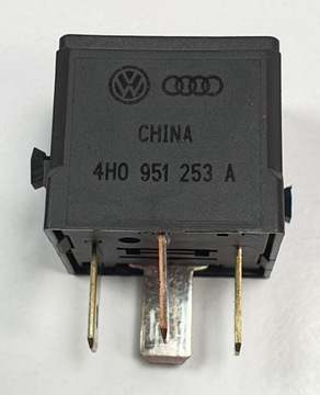RELÉ SKODA FABIA 3 III 4H0951253A