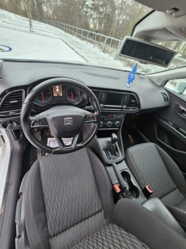 Seat Leon III Hatchback 1.6 TDI CR 105KM 2013 Seat Leon Automat DSG - 2013 r - 1.6 tdi, zdjęcie 4