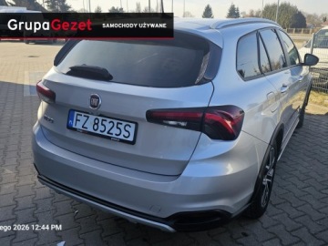 Fiat Tipo II Station Wagon Facelifting 1.6 MultiJet 130KM 2022 Fiat Tipo Seria 3-1.6 MultiJet 130 KM Cross, zdjęcie 9