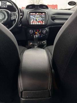 Jeep Renegade SUV Facelifting 1.3 GSE T4 Turbo 180KM 2019 Jeep Renegade 1.3 T (180 ps ) Szwajcaria 4x4 Automat Kola zimowe, zdjęcie 33