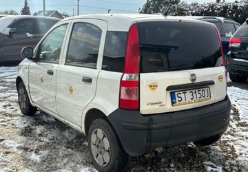 Fiat Panda II Hatchback 5d 1.2 8v 60KM 2010 Fiat Panda VAN 2 os. 1.2 Benzyna 60KM, zdjęcie 3