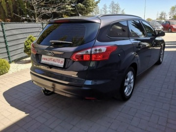 Ford Focus III Kombi 1.0 EcoBoost 125KM 2013 Ford Focus 1.0 12V 125KM Klimatronik Halogeny, zdjęcie 5