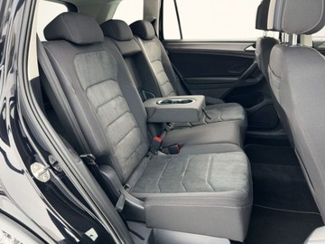 Volkswagen Tiguan II SUV Facelifting 2.0 TDI 200KM 2022 Volkswagen Tiguan 2.0TDI 200KM Elegance DSG 4x4 SerwisASO Acc Matrix Kessy, zdjęcie 15
