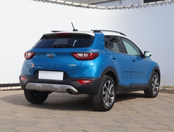 Kia Stonic I Crossover 1.0 T-GDI 120KM 2020 Kia Stonic 1.0 T-GDI MHEV, Salon Polska, zdjęcie 4