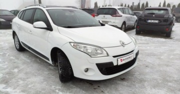 Renault Megane III Grandtour 1.6 16v 110KM 2011 Renault Megane 3 III 1.6i 110kM Klima Panorama Czujniki Temp. Grzane Fotel, zdjęcie 1