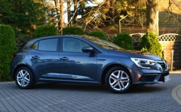 Renault Megane IV Hatchback 5d 1.2 Energy TCe 100KM 2017 Renault Megane Renault Megane ENERGY TCe 100 INTENS 1.2 Benzyna 100KM, zdjęcie 6
