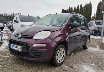 Fiat Panda II Hatchback 5d 1.2 69KM 2012 Fiat Panda I rej 2013r, 1.2 Benzyna. Lekko uszkodzony przod. Jezdzi. 1.2