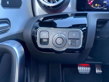 Mercedes CLA C118/X118 Coupe Facelifting 1.3 200 163KM 2024 Mercedes-Benz CLA Mercedes CLA 200 AMG Line-7G-DCT Gwarancja VAT 23 1.3, zdjęcie 20