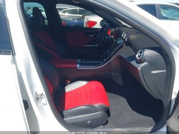 Mercedes Klasa C W206 2023 Mercedes-Benz Klasa C 300 2023 2.0l 2.0 Benzyna 255KM, zdjęcie 5