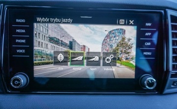 Skoda Karoq Crossover Facelifting 1.5 TSI ACT 150KM 2025 Skoda Karoq Skoda Karoq Sportline 1.5TSI 150KM DSG 1.5 Benzyna 150KM, zdjęcie 19