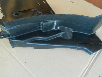 КРЕПЛЕНИЕ ПЛАСТИКОВОЙ НАЛИВКИ YAMAHA DT 125 1996 г.в.