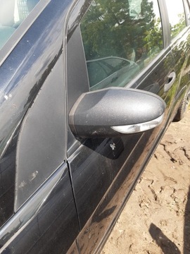 LEVÉ ZRCÁTKO MERCEDES TŘÍDA B W245