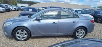 Opel Insignia I Sedan 1.8 Twinport ECOTEC 140KM 2009 Opel Insignia climatronic, zdjęcie 3